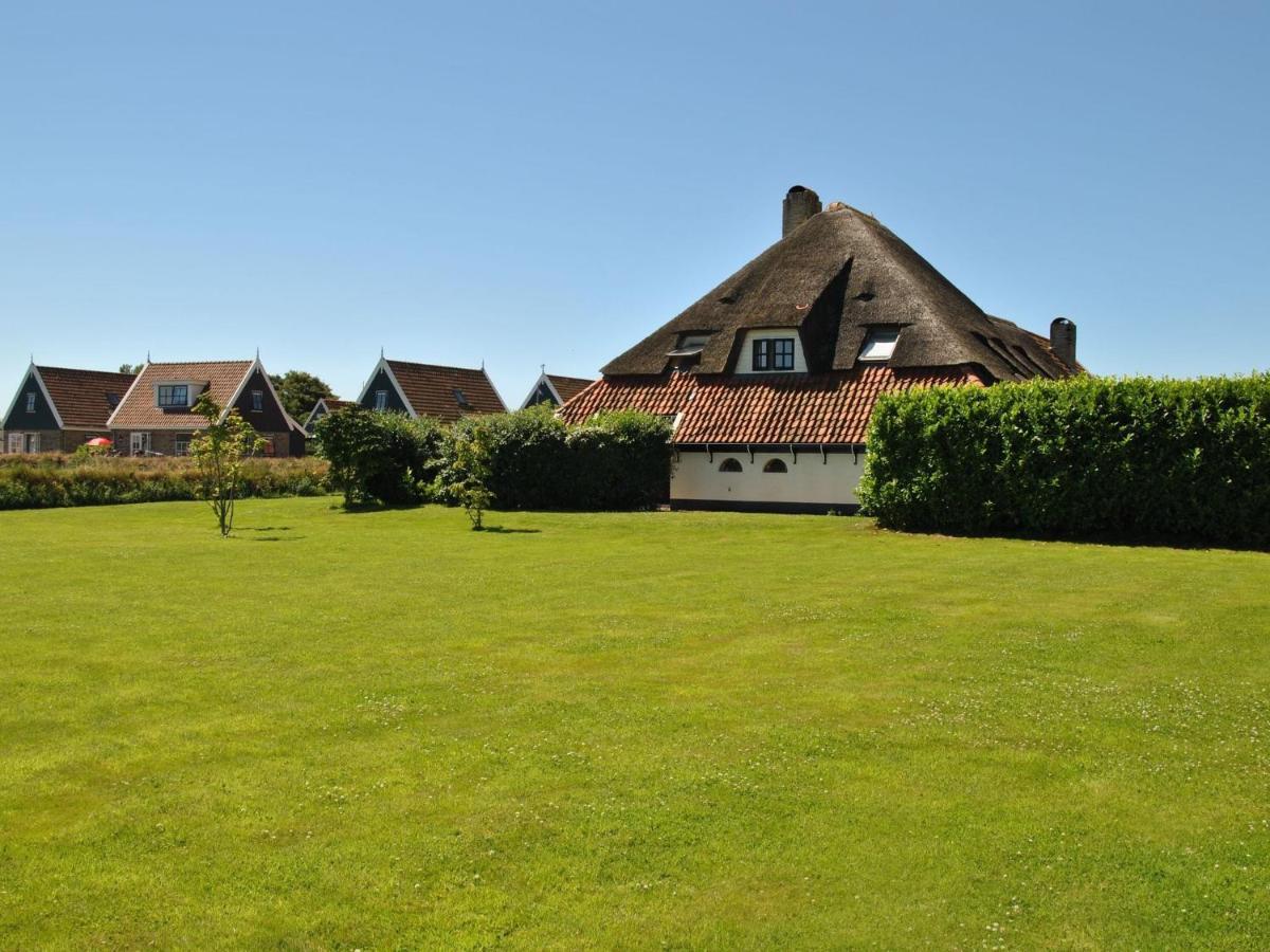 Charming Holiday Home In Texel Near Sea Oost  エクステリア 写真