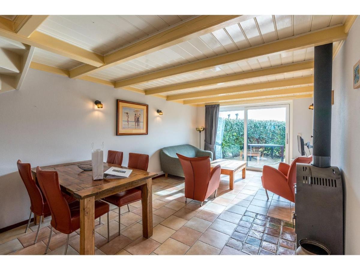 Charming Holiday Home In Texel Near Sea Oost  エクステリア 写真